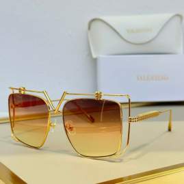 Picture of Valentino Sunglasses _SKUfw68372622fw